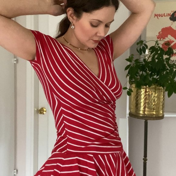 Betsey Johnson Designer Top - Picture 10 of 12